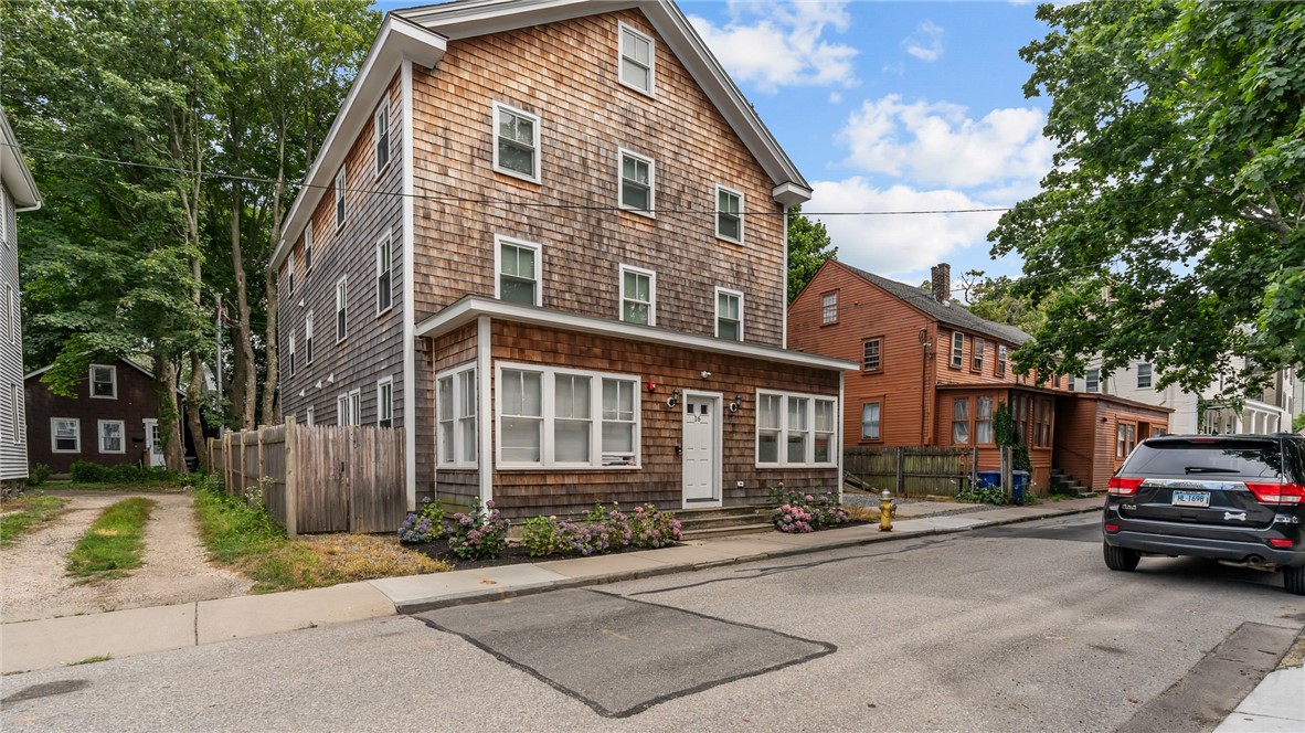 16 Brinley Street 1