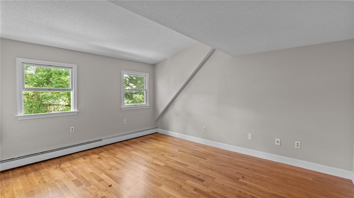 54 Hillside Avenue