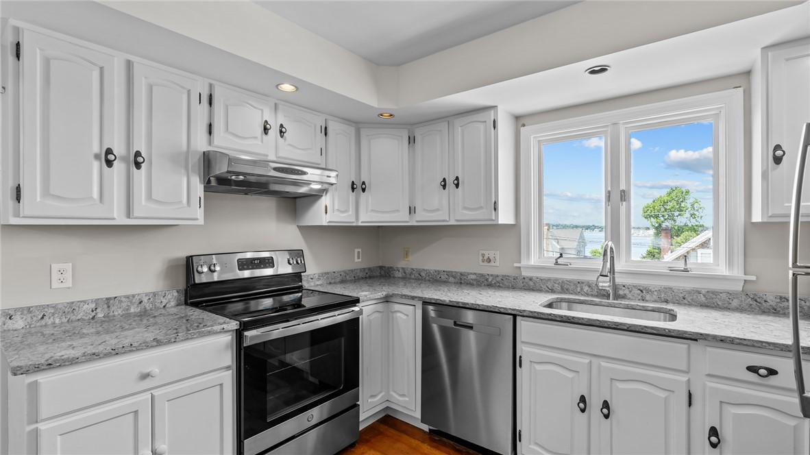 54 Hillside Avenue