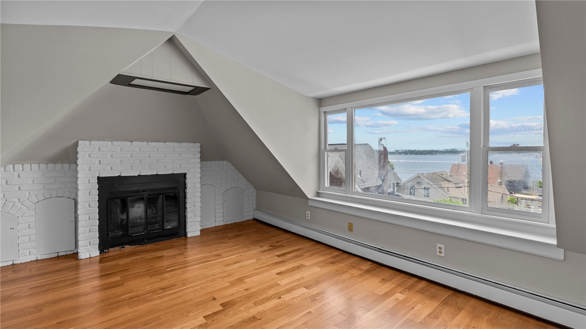 54 Hillside Avenue