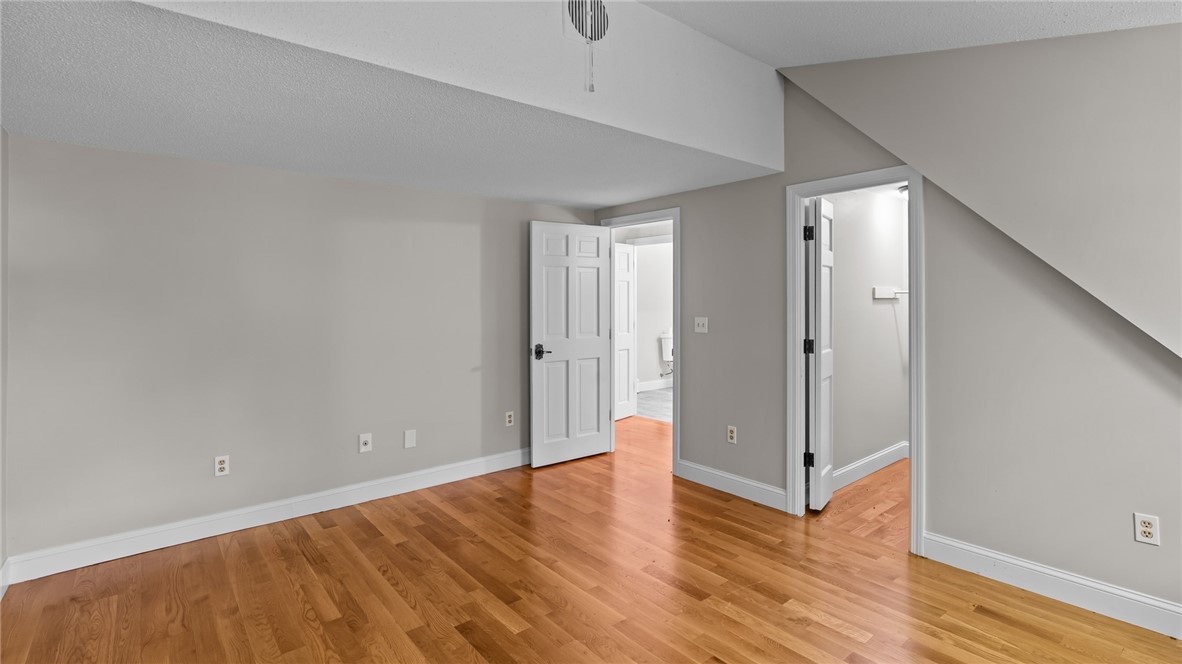 54 Hillside Avenue