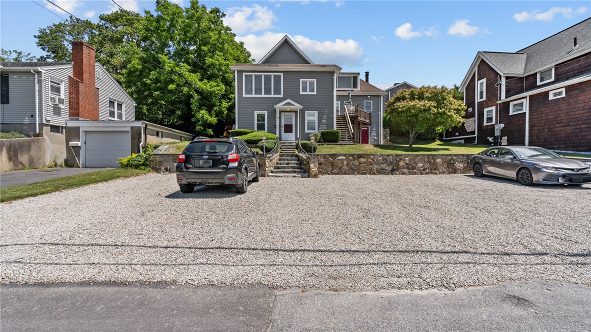 54 Hillside Avenue