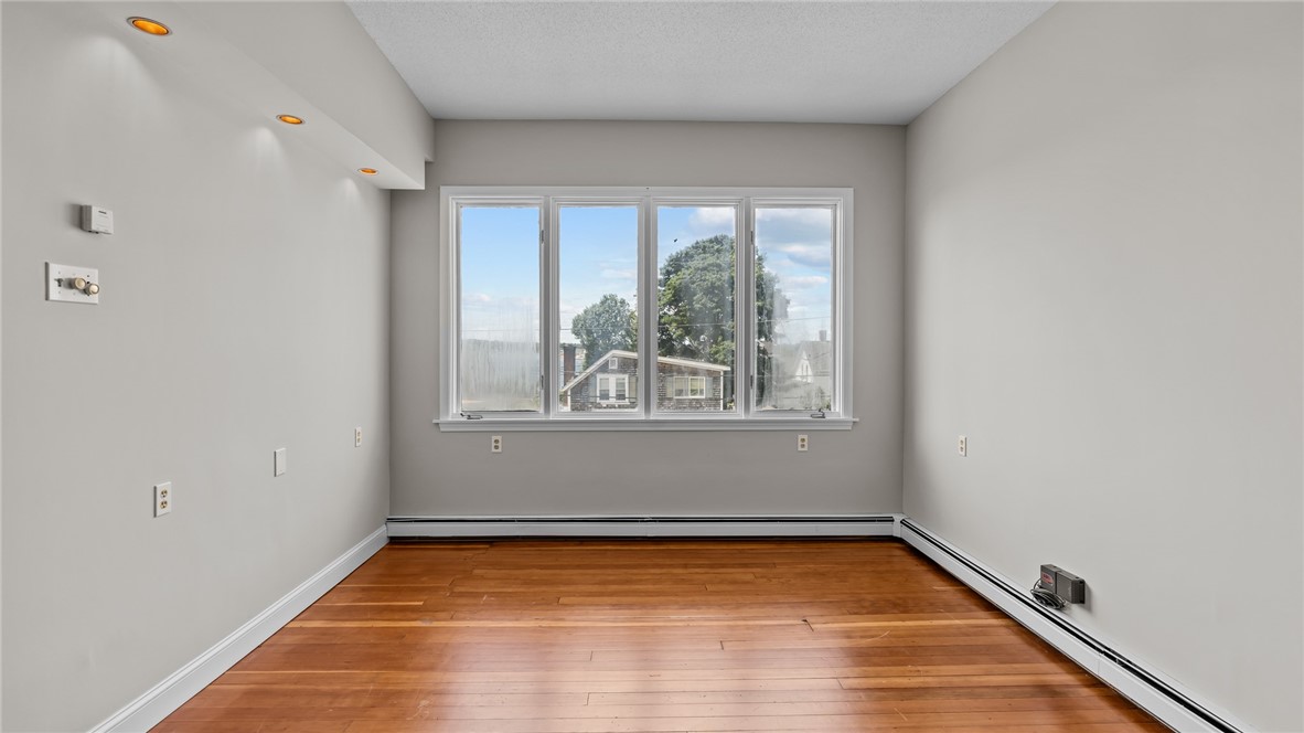 54 Hillside Avenue