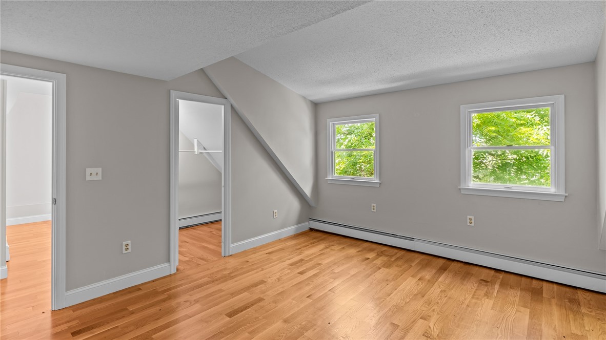 54 Hillside Avenue