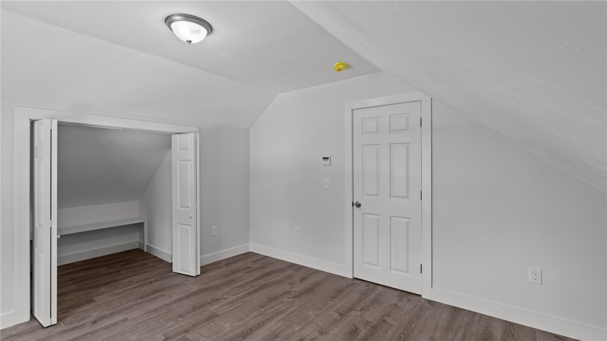 2958 East Main Road