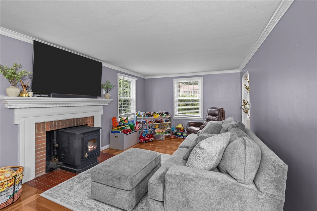 126 Fairfax Drive