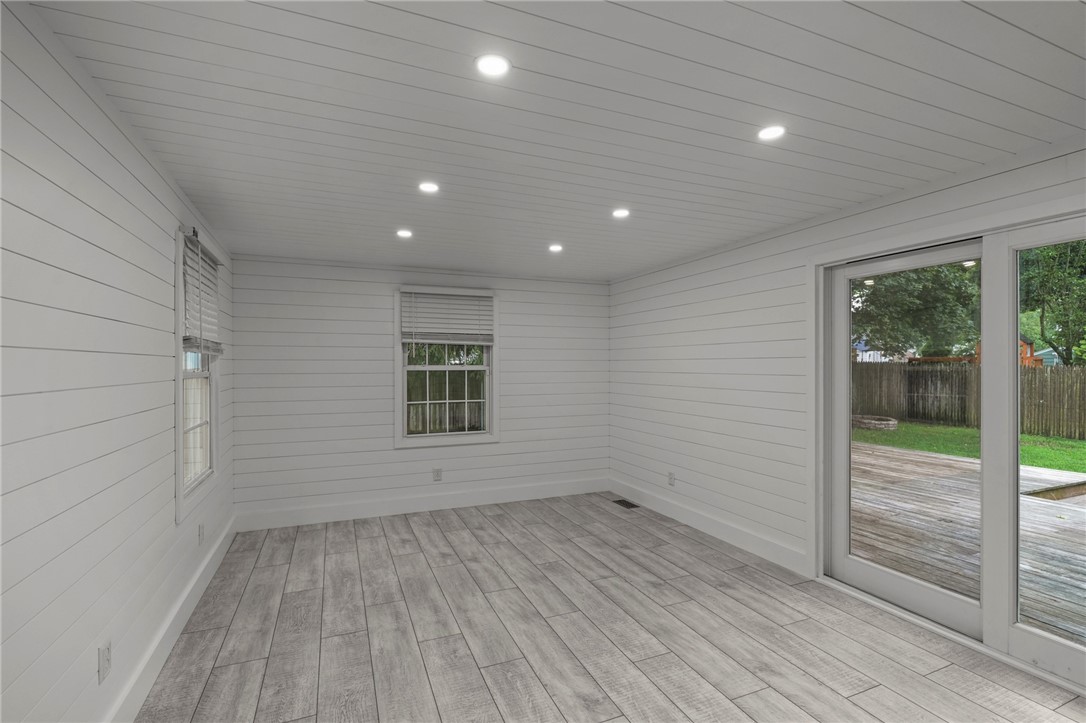 126 Fairfax Drive