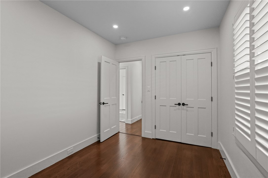 8 Cross Street 2