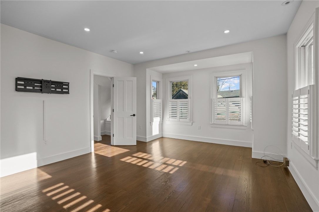 8 Cross Street 2