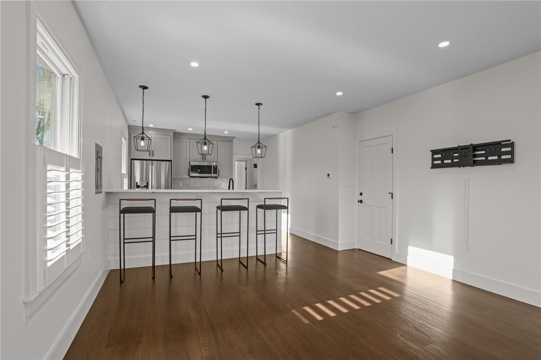8 Cross Street 2