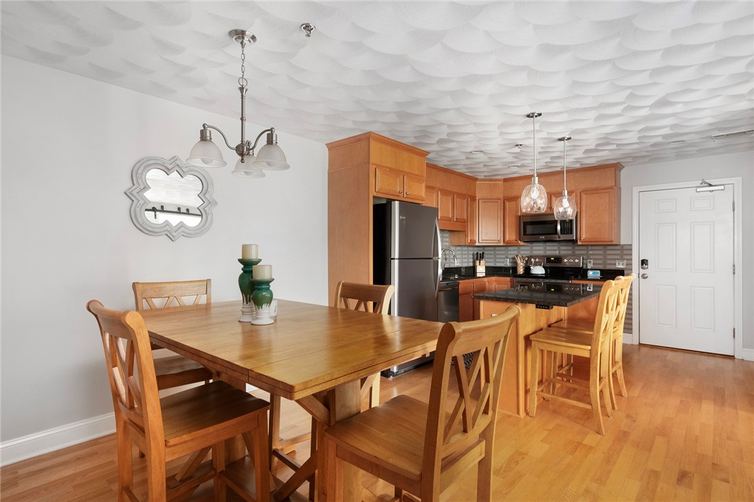 15 Saw Mill Drive 305