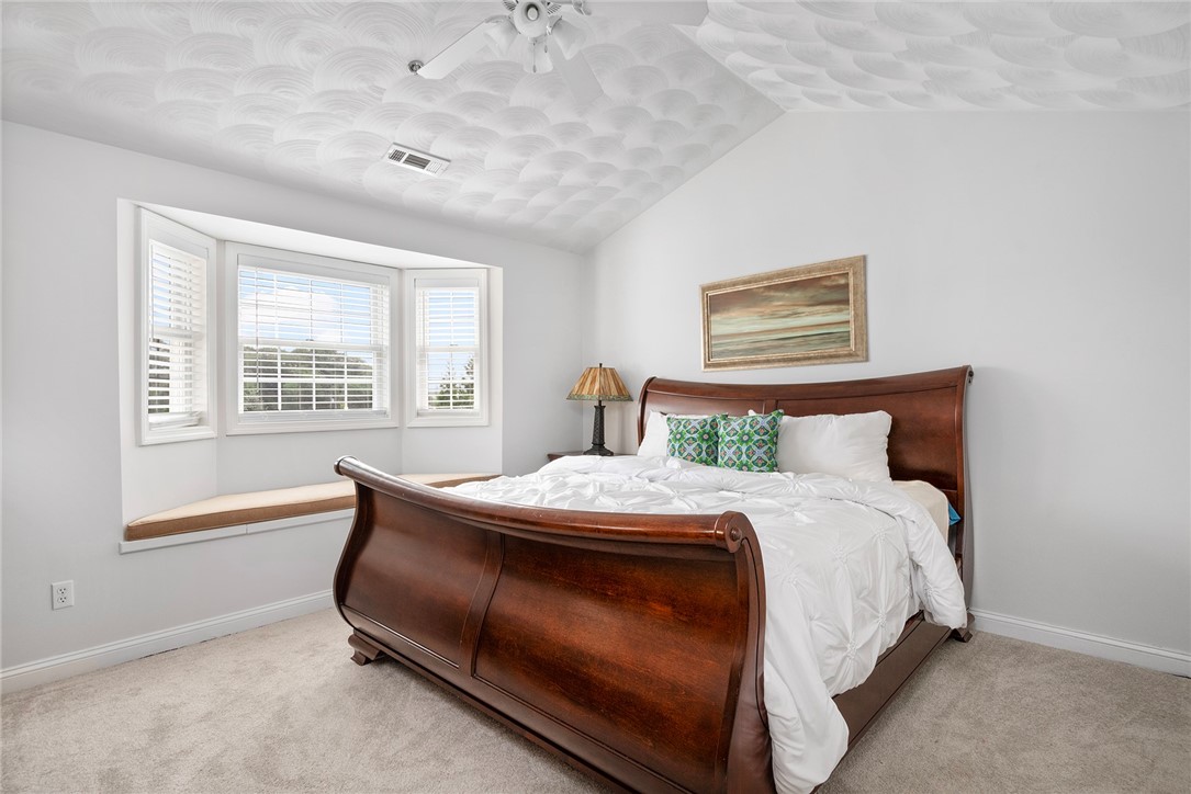 15 Saw Mill Drive 305