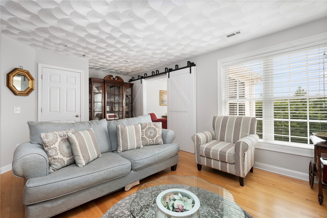 15 Saw Mill Drive 305