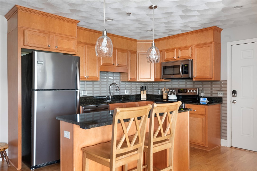 15 Saw Mill Drive 305