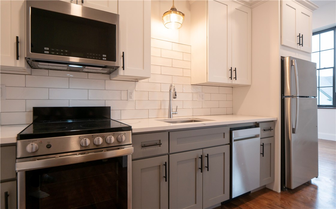 15 Cranston Avenue 27