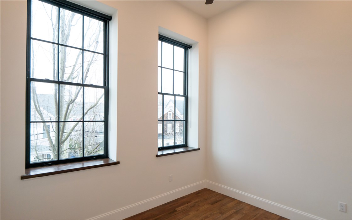 15 Cranston Avenue 27