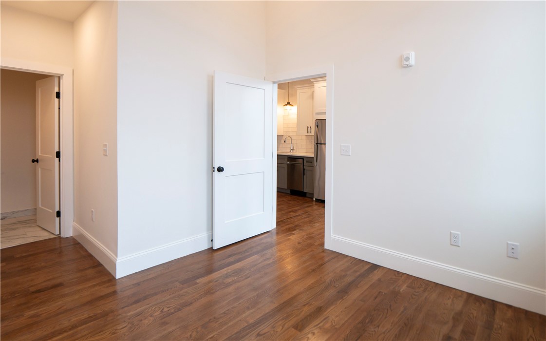 15 Cranston Avenue 27