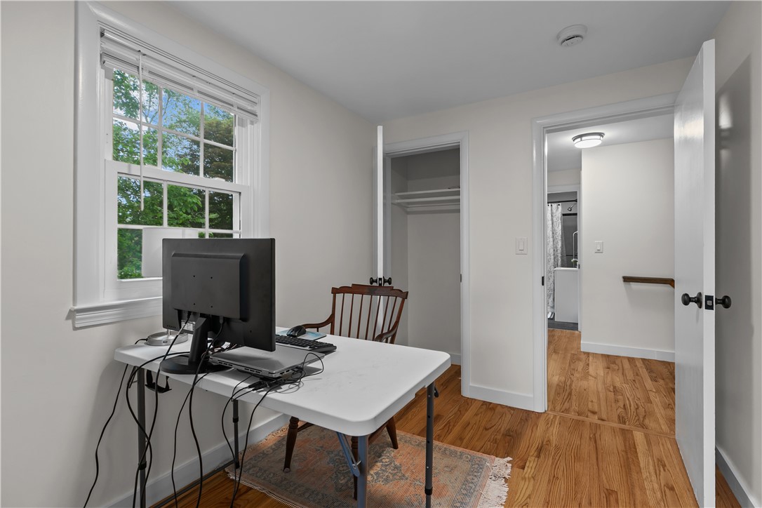 7 Beach Avenue