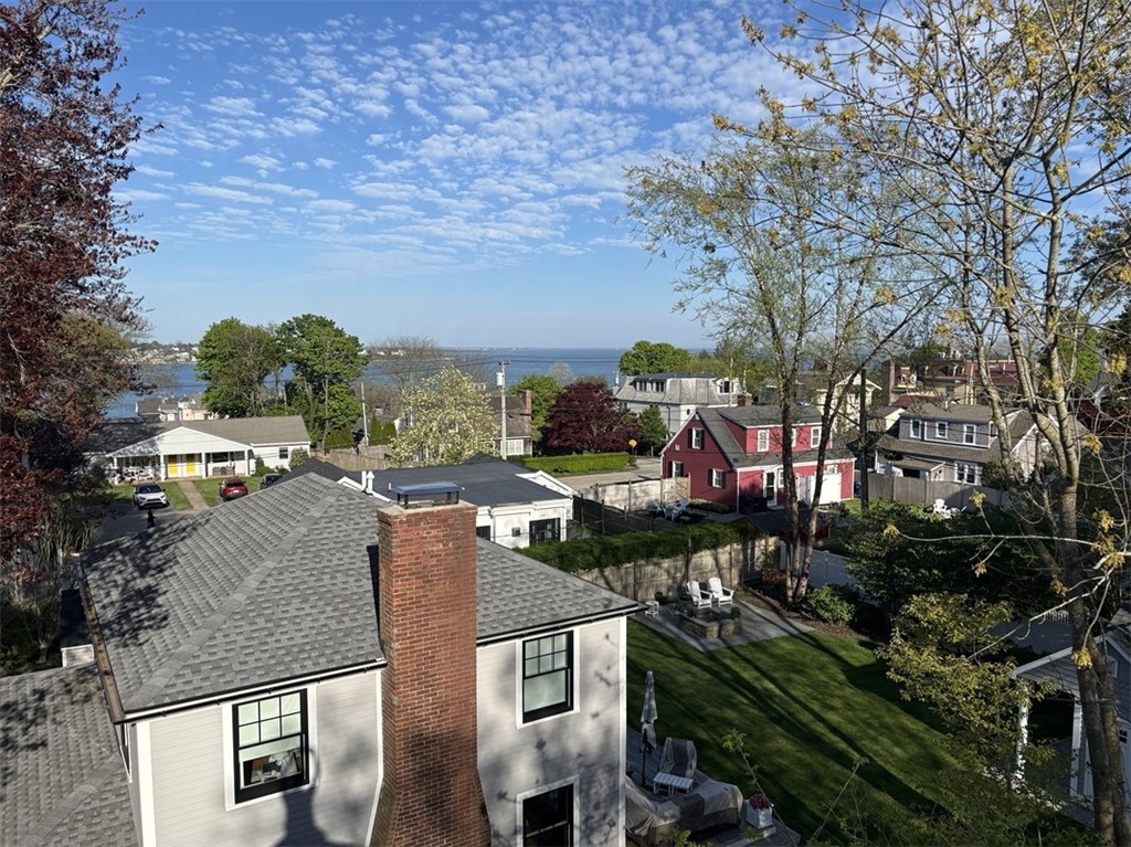 7 Beach Avenue
