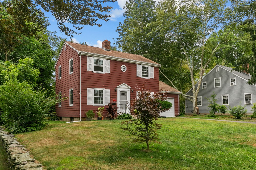 7 Beach Avenue