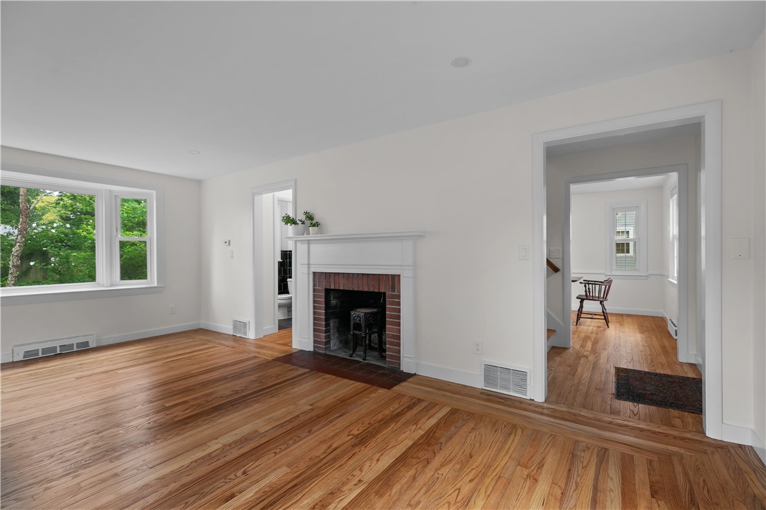 7 Beach Avenue