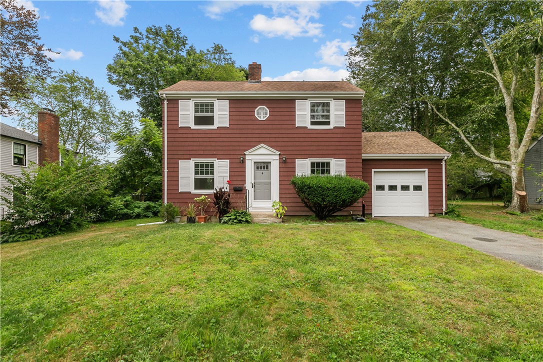 7 Beach Avenue