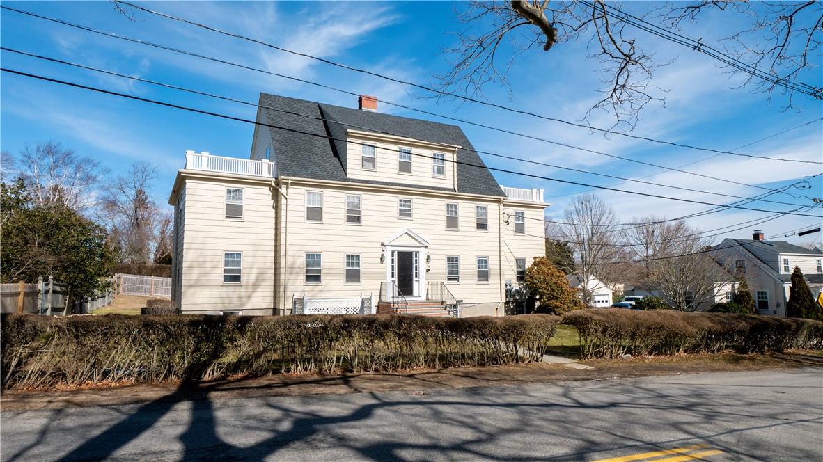 118 Ruggles Avenue 202