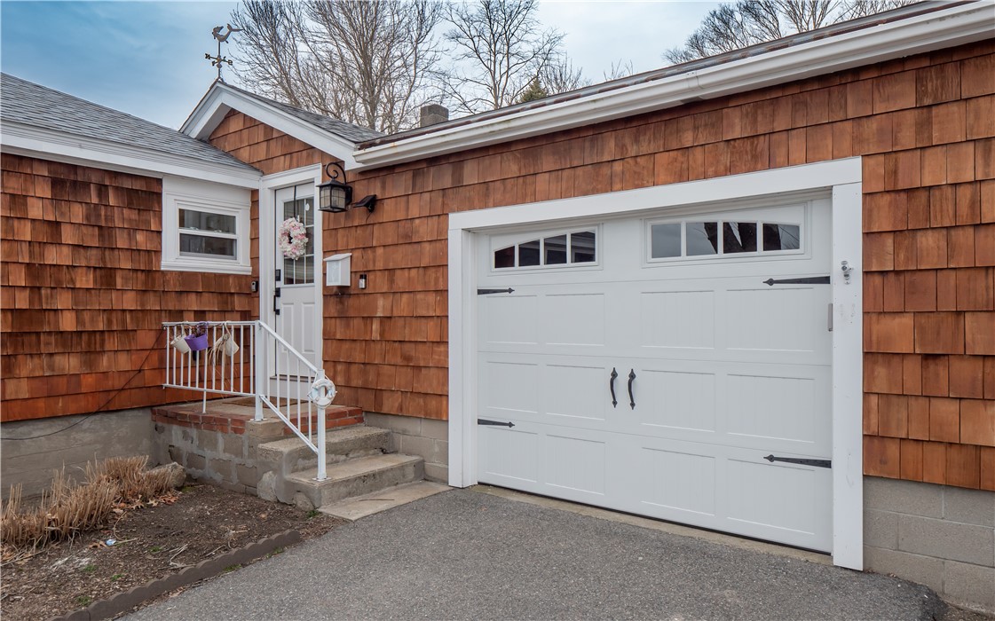 2156 Main Road