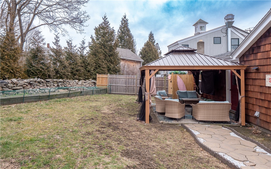2156 Main Road