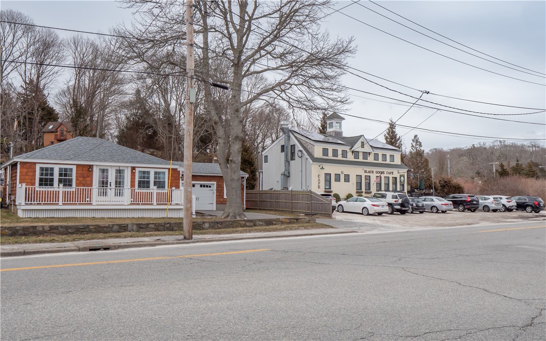 2156 Main Road