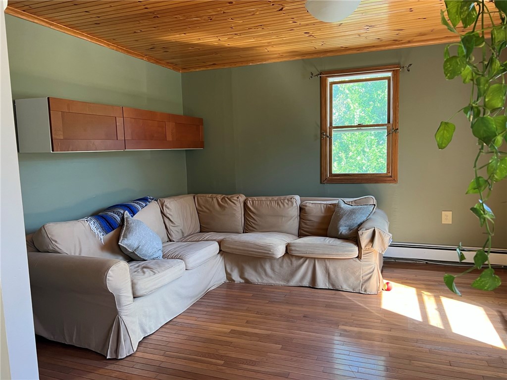 104 Howland Avenue 2