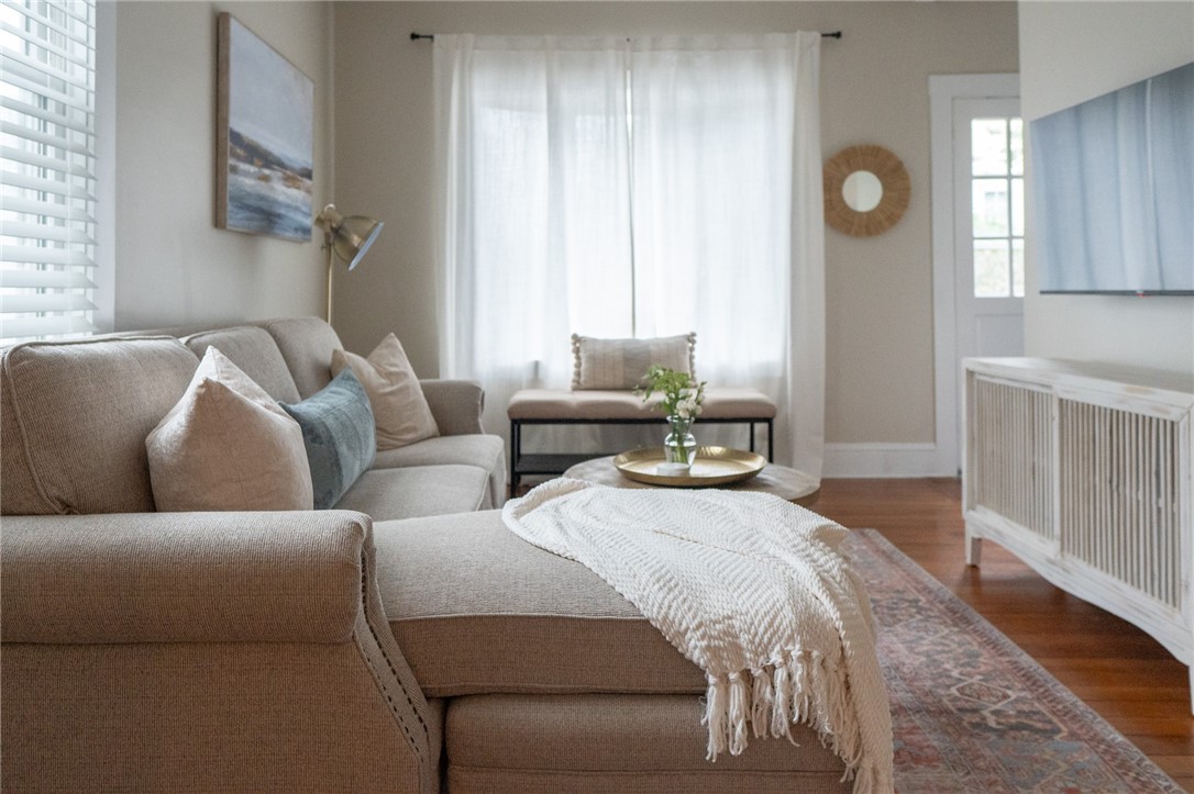 17 Mcallister Street