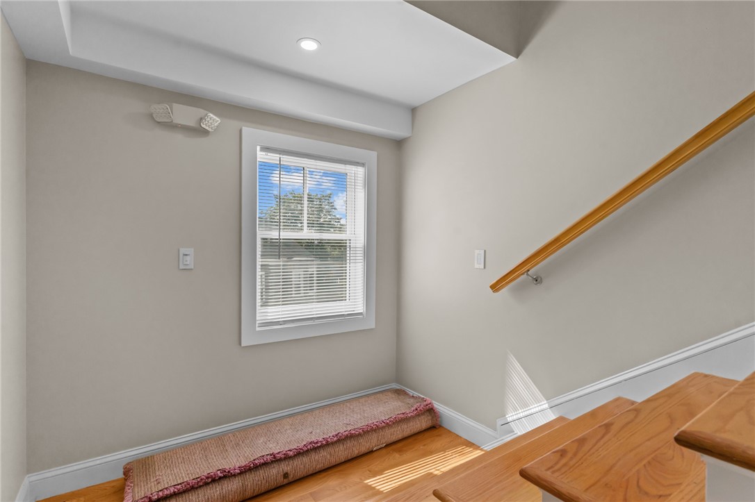 16 Brinley Street 8