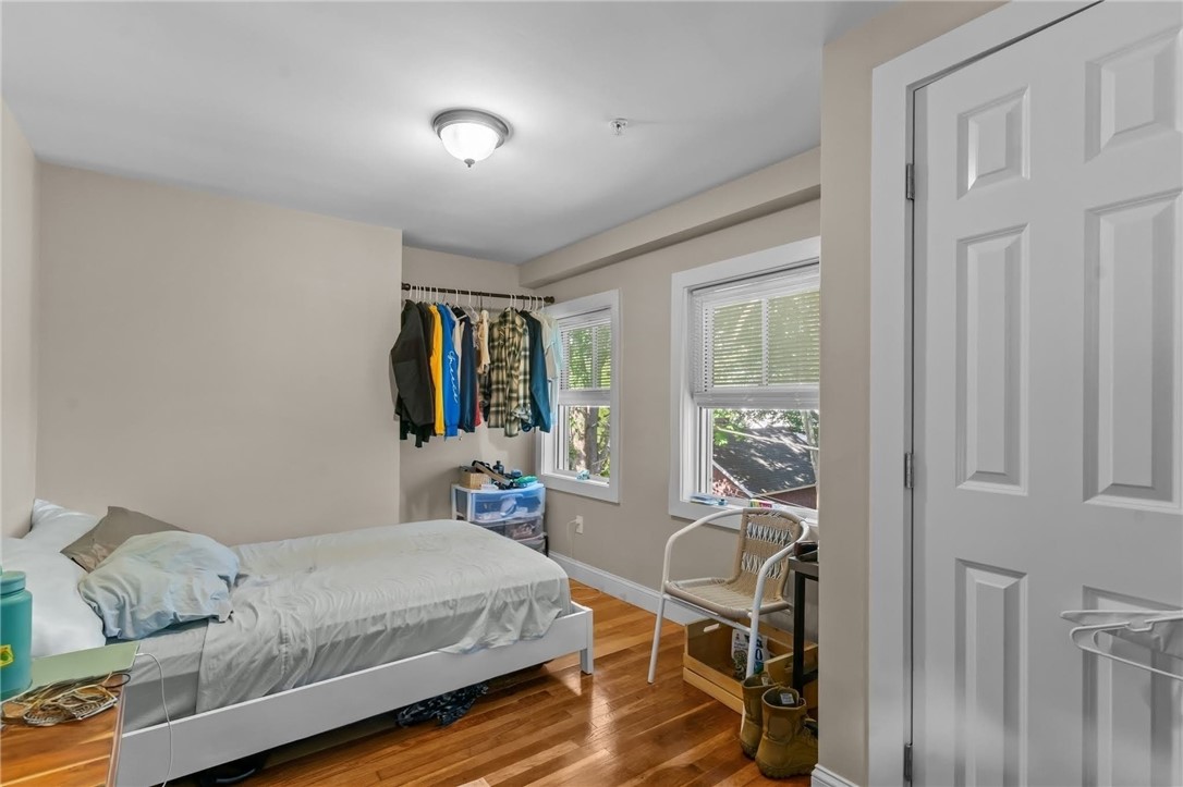 16 Brinley Street 8