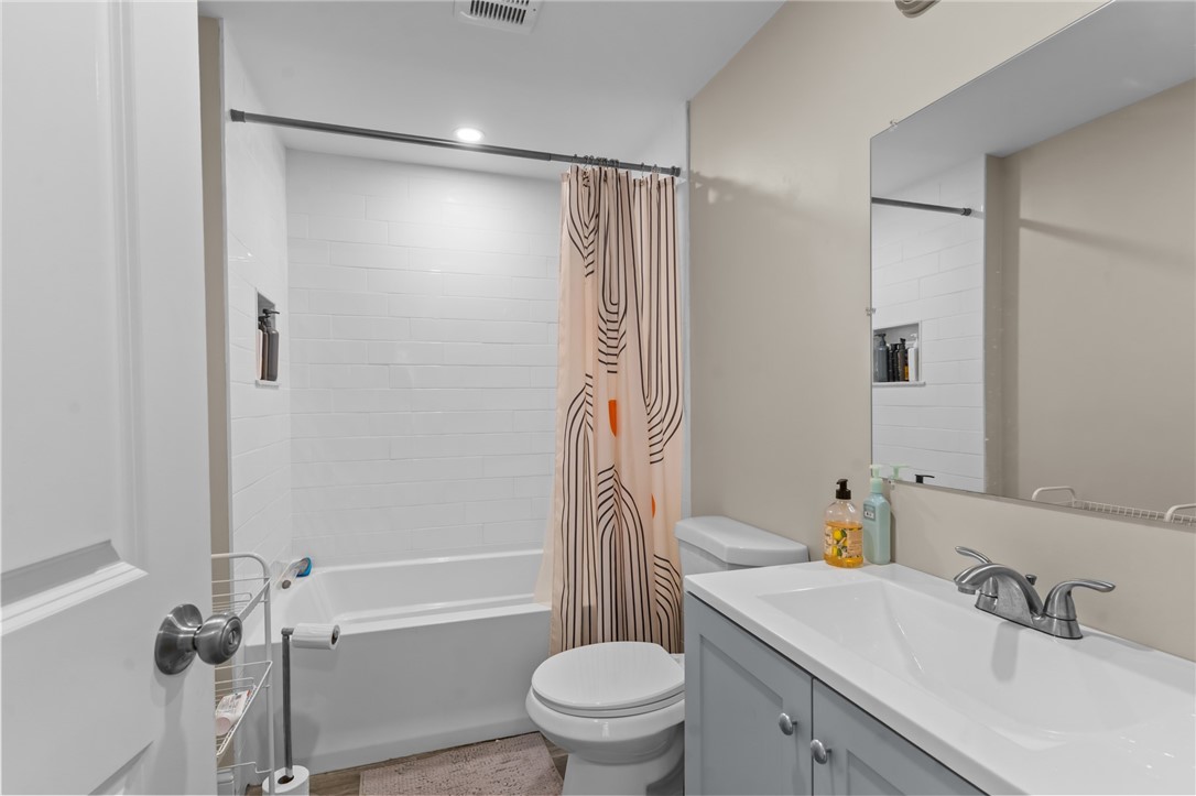 16 Brinley Street 8