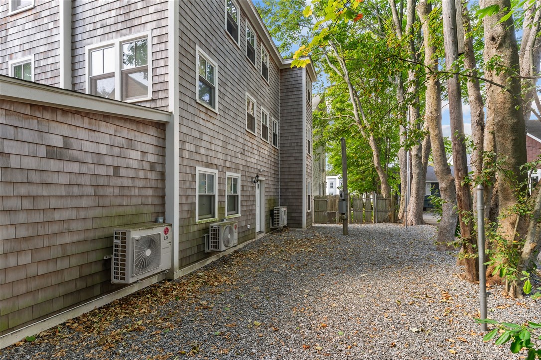16 Brinley Street 5