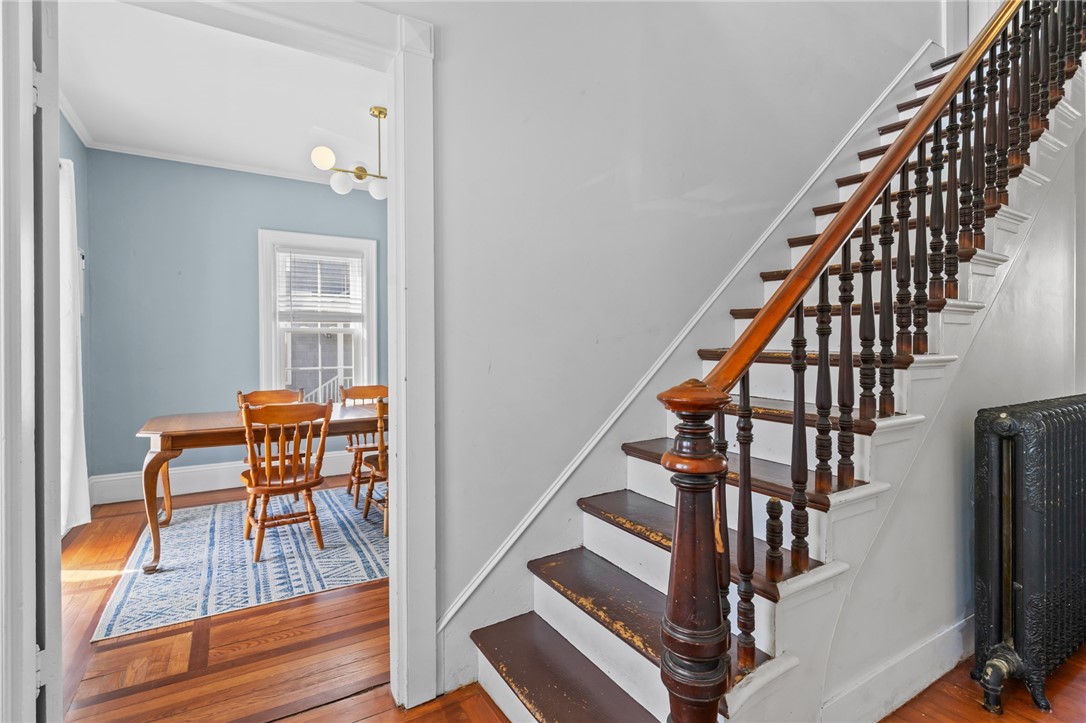 15 Bayview Avenue