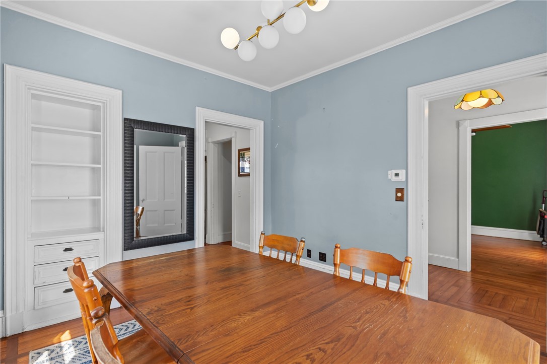 15 Bayview Avenue