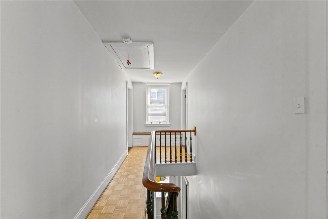 15 Bayview Avenue