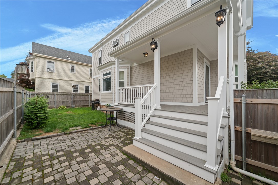 28 Rhode Island Avenue