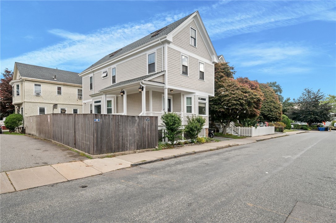 28 Rhode Island Avenue