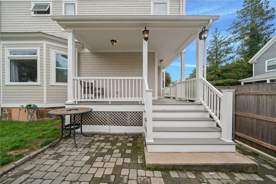 28 Rhode Island Avenue