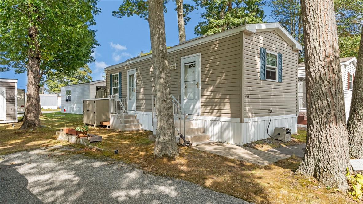 529 Forest Park