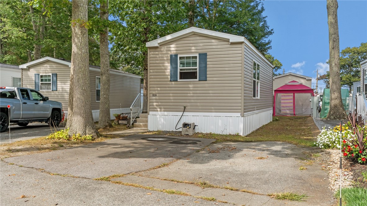 529 Forest Park