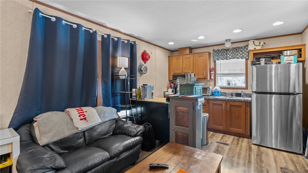529 Forest Park