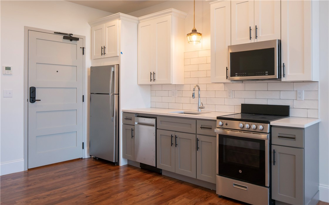 15 Cranston Avenue 11