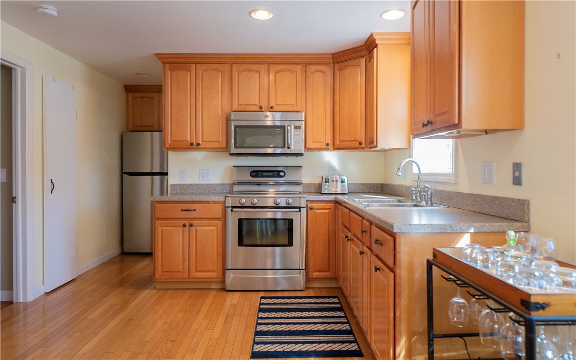 70 Carroll Avenue 1201