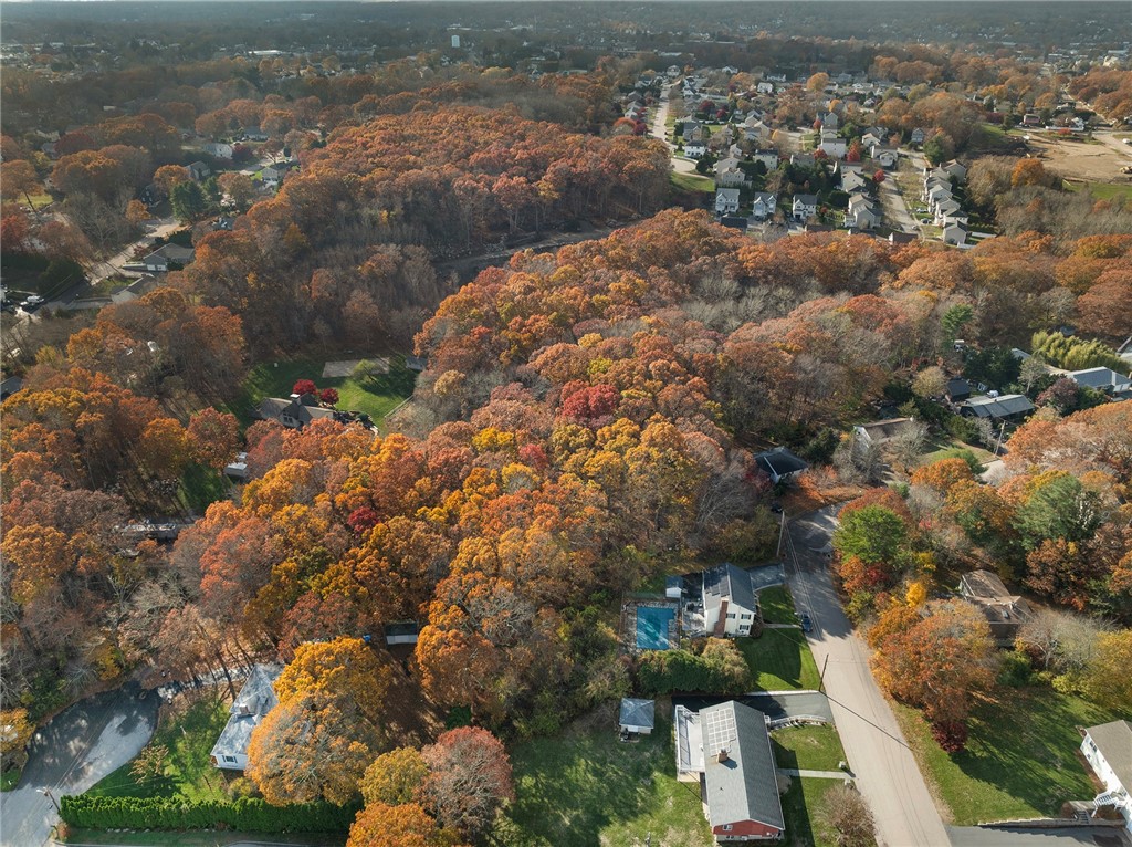 0 Off Iroquois Avenue