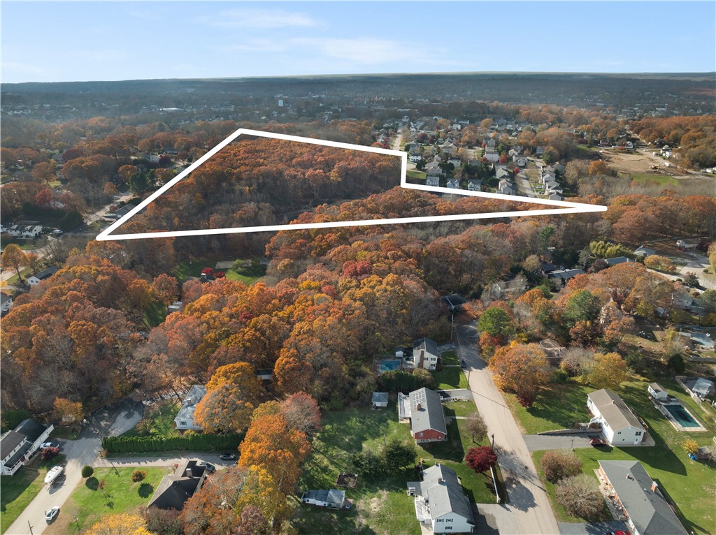 0 Off Iroquois Avenue