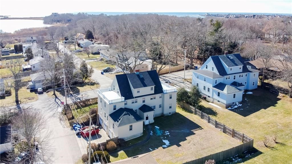 118 Ruggles Avenue 101